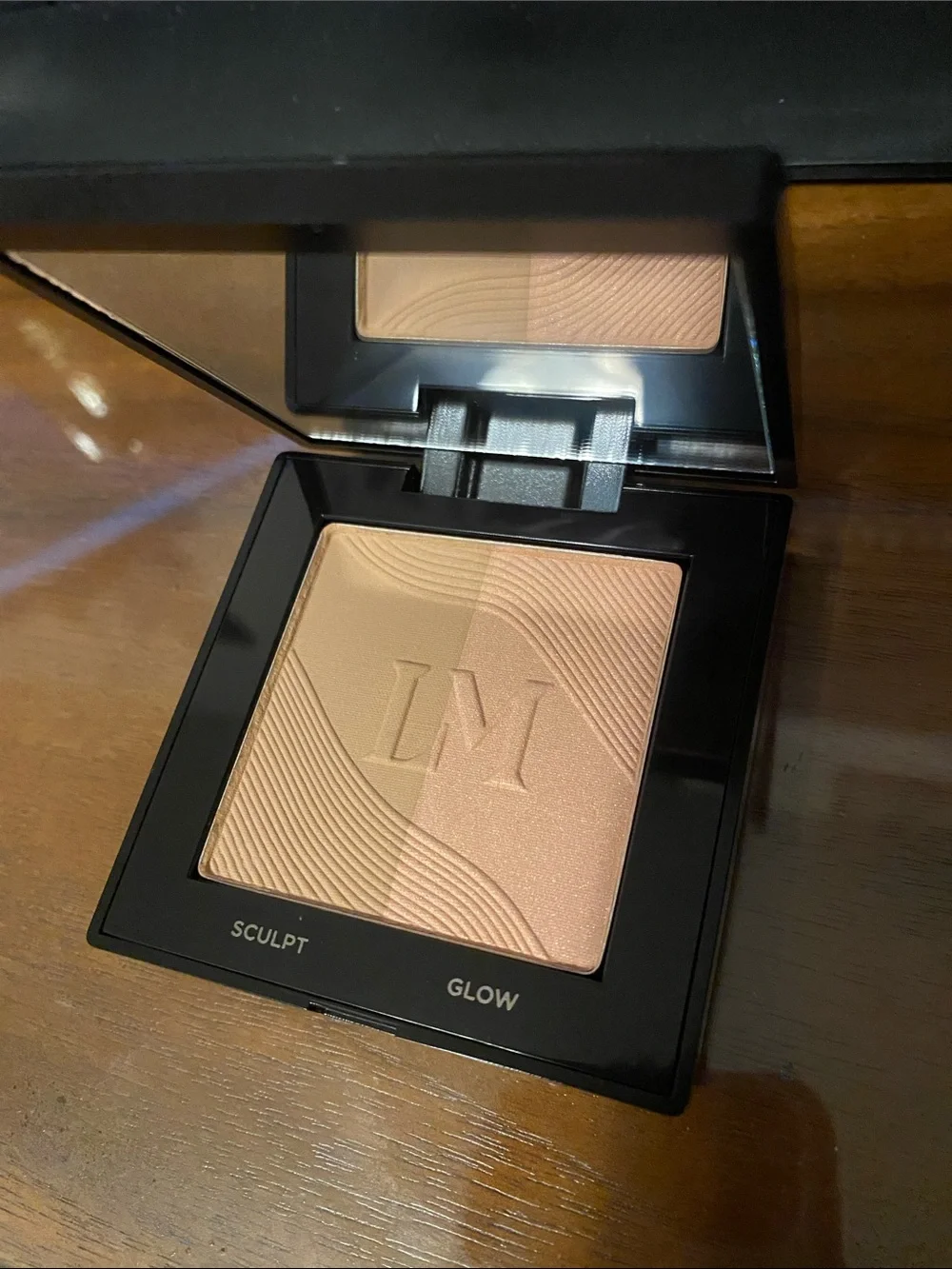 Laura Mercier Bronze Compact NIB